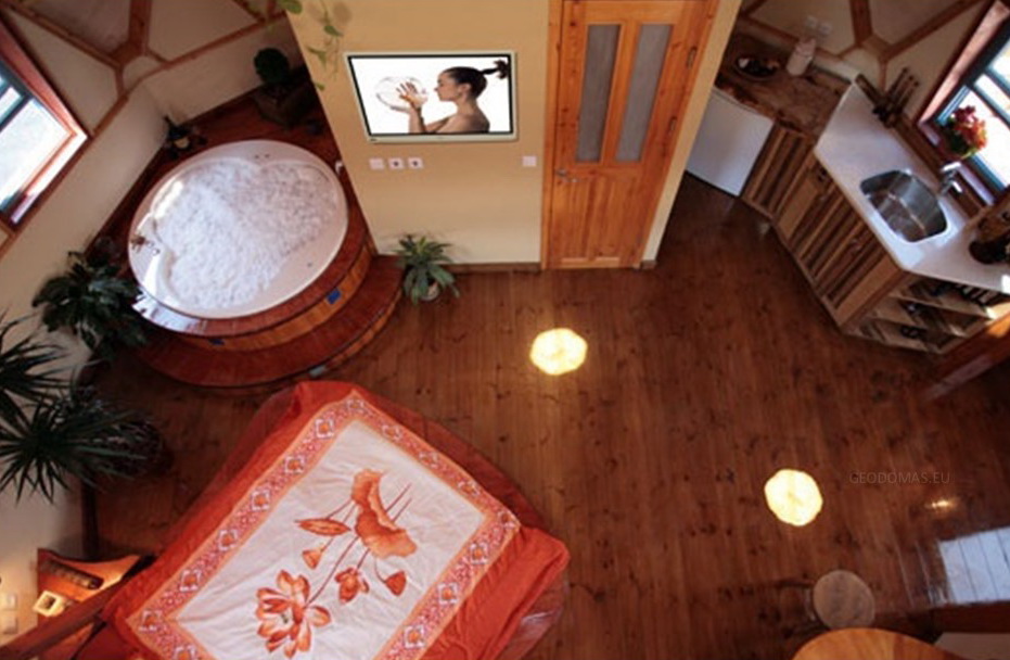 20m2 Nedidelis Namas | Medinis Geodezinis Kupolas Ø5m | Kupolo statybos komplektas