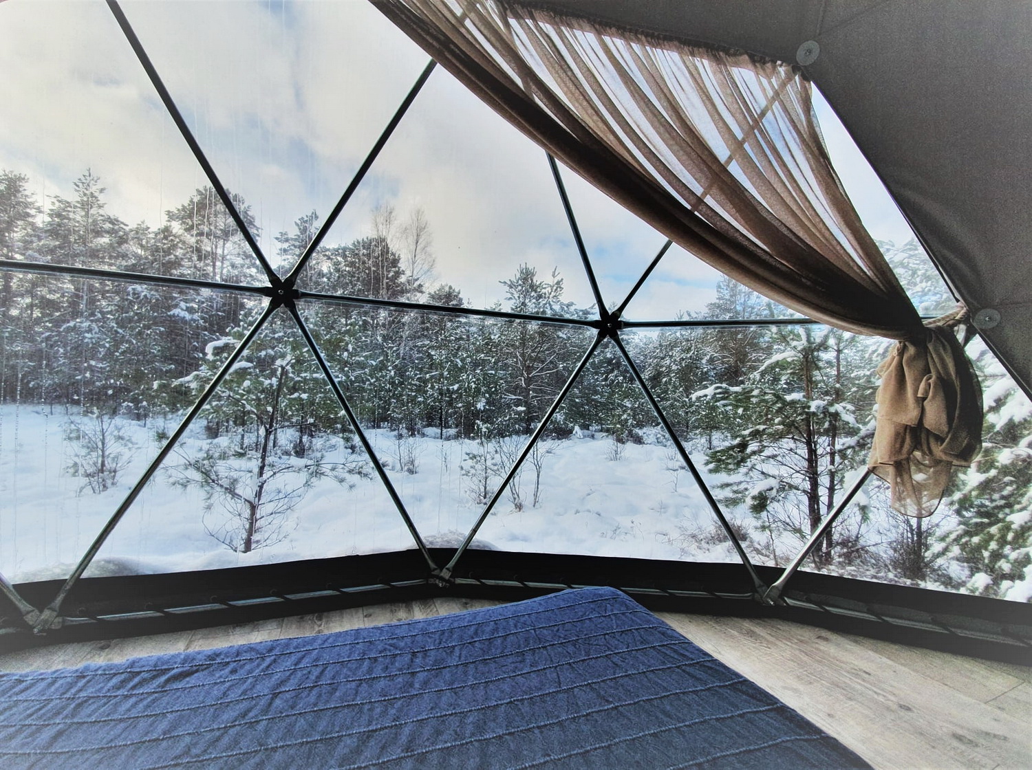 35m² Glamping Podniebny | Ø6,7m Kupolai | Kurortas Pomeranijoje, Lenkija