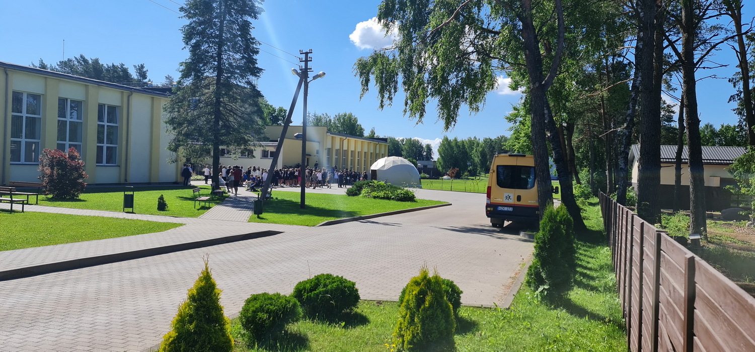 50m2 Lauko Klasė Ø8m Kupolas | Vilniaus r. Avižienių gimnazija