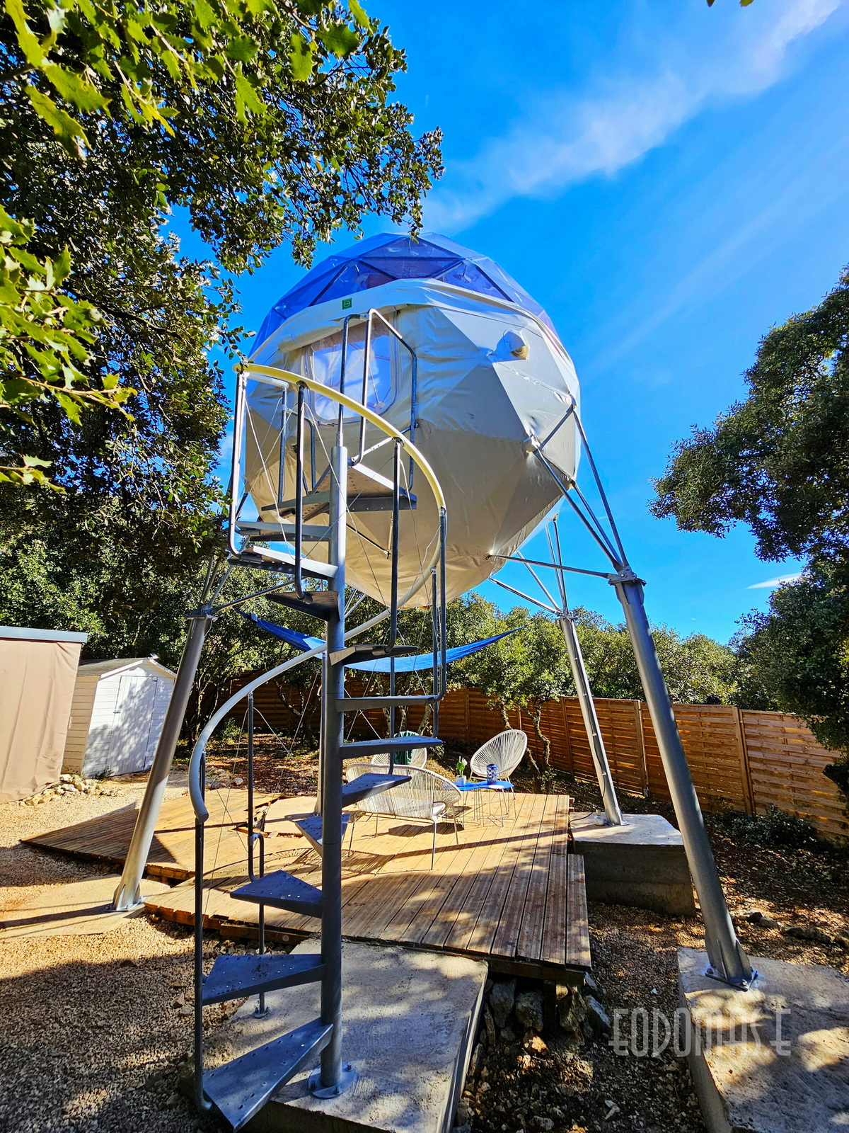 CRYSTAL KAPSULĖ & 28m2 GLAMPING KUPOLAI | Astronarium.Fr
