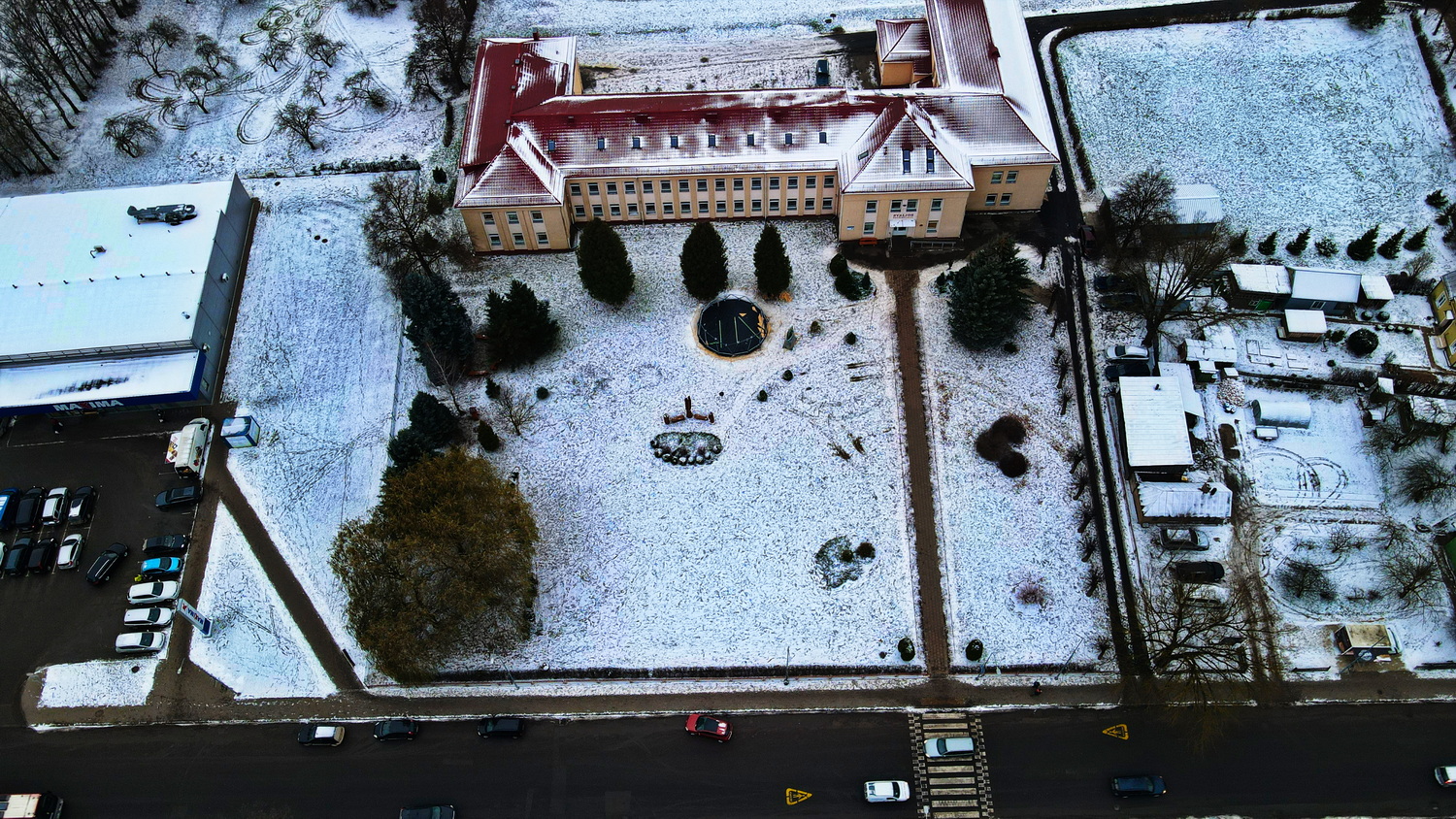 50m2 STIKLINĖ Lauko Klasė Ø8m Kupolas | Pasvalio Svalios progimnazija