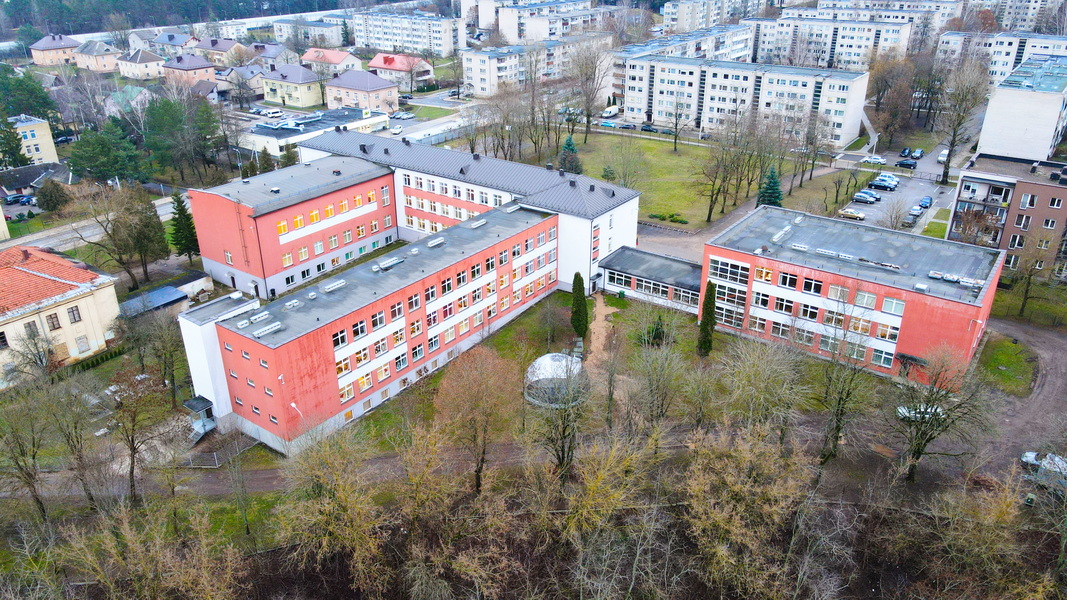 50m2 Lauko Klasė Ø8m Kupolas | Vilniaus savivaldybės Grigiškių gimnazija