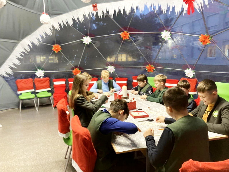 50m2 Lauko Klasė Ø8m Kupolas | Priekulės Ievos Simonaitytės gimnazija