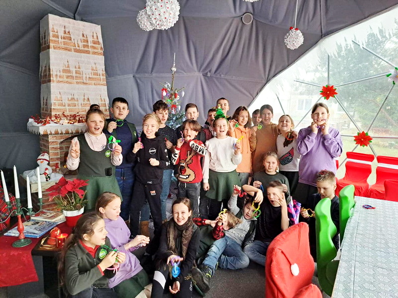 50m2 Lauko Klasė Ø8m Kupolas | Priekulės Ievos Simonaitytės gimnazija