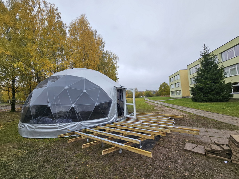 50m2 Lauko Klasė Ø8m Kupolas | Kaišiadorių Vaclovo Giržado progimnazija
