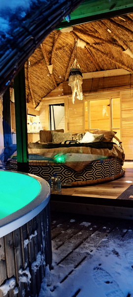 32m² Pramoginis Glamping Laivas Ø8m | Pasimėgaukite ežerų ir jų salų grožiu, Lakajai LT